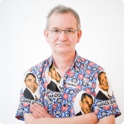 martinparr@iliangcang.com martinparr@iliangcang.com